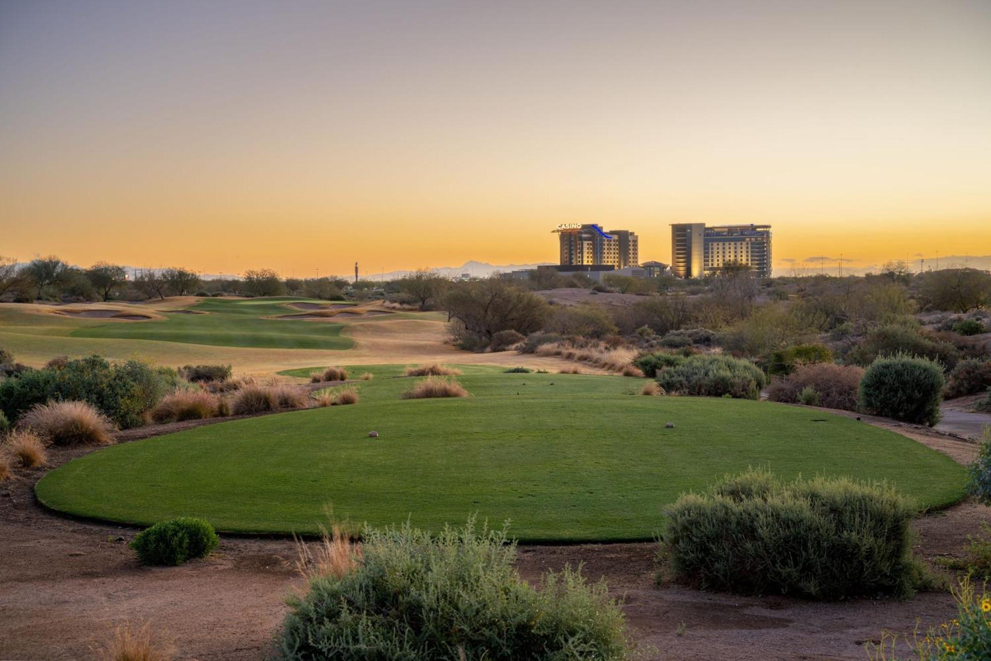 Sheraton Grand At Wild Horse Pass Chandler Exterior photo